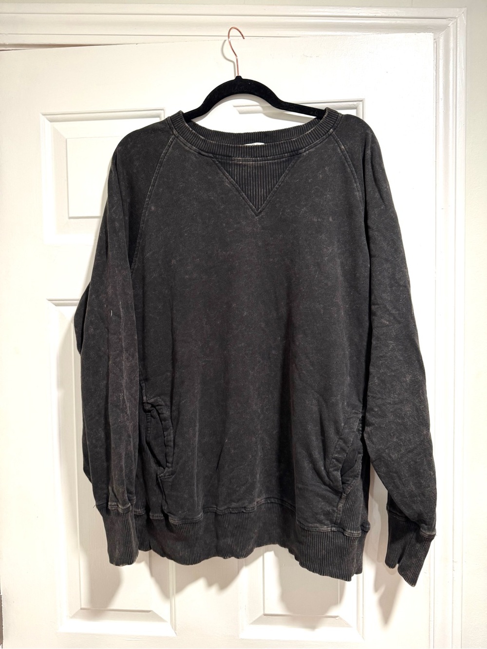 Zenana Oversized Sweatshirt with pockets